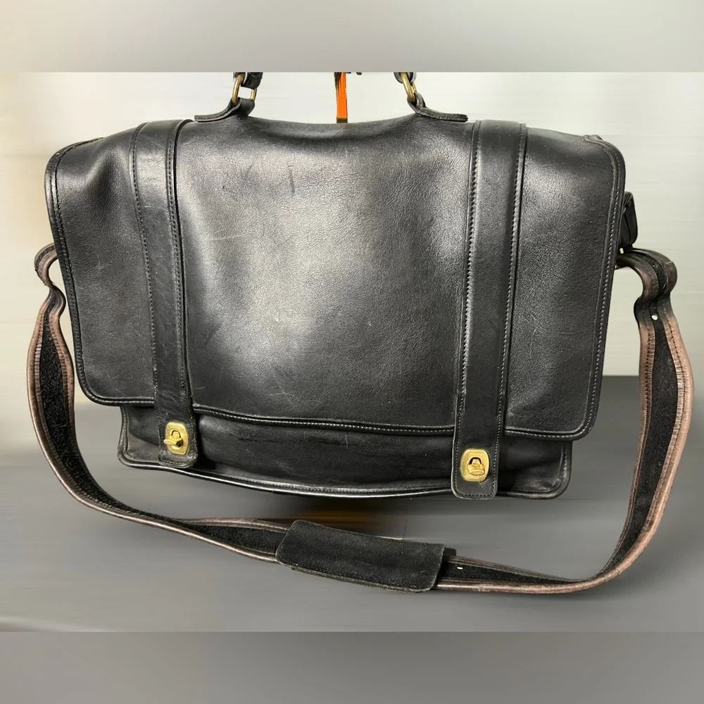 Coach Vintage Leather Essex Briefcase Messenger Bag Unisex - Picture 3 of 10